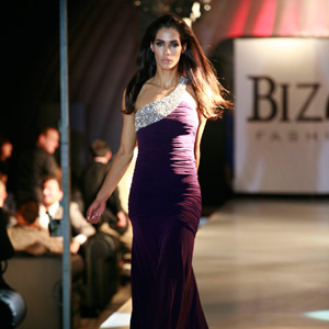 Bizar Fashion - Evening Wear Gala