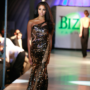 Bizar Fashion - Evening Wear Gala